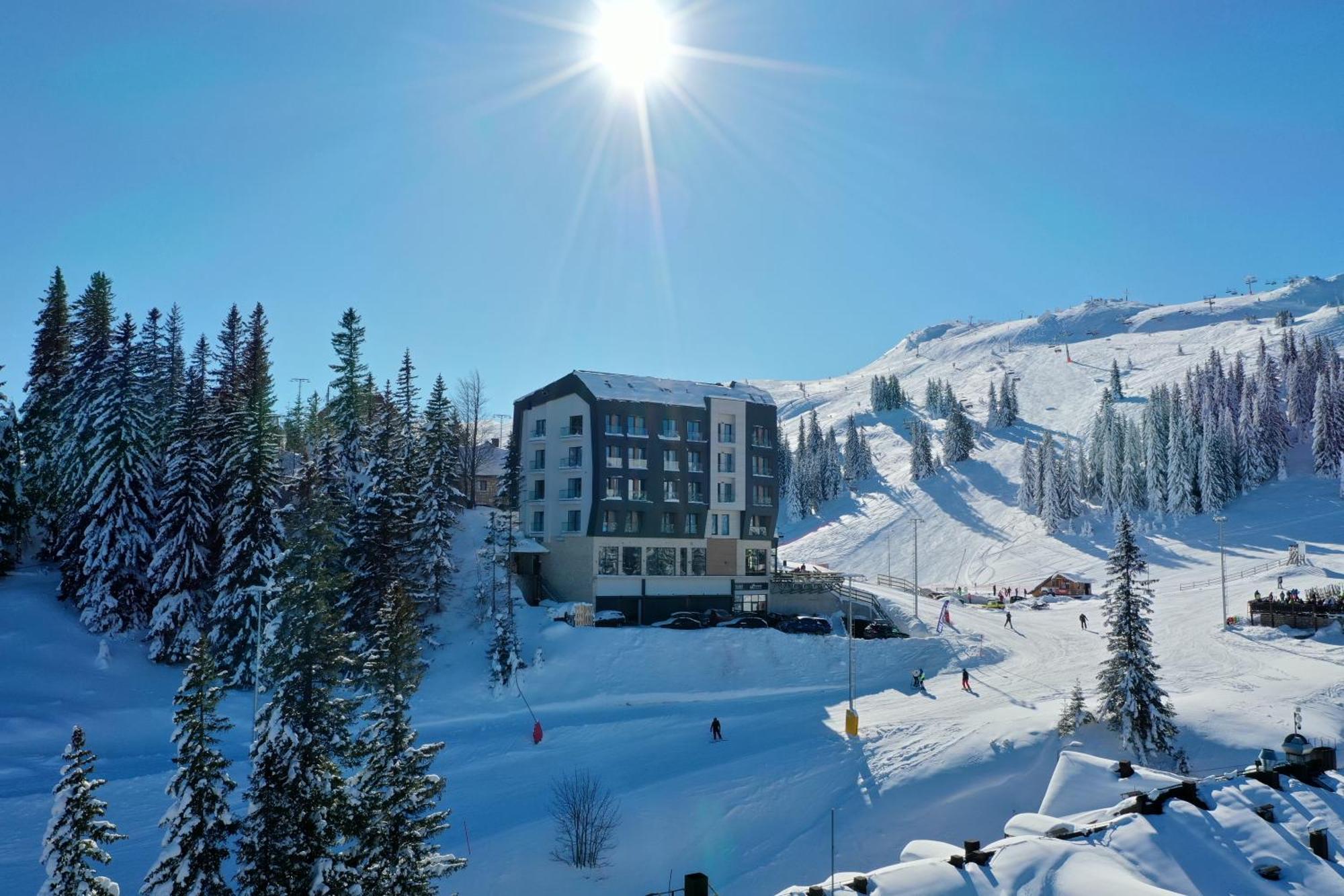 Aparthotel Rajska Jahorina Exteriör bild