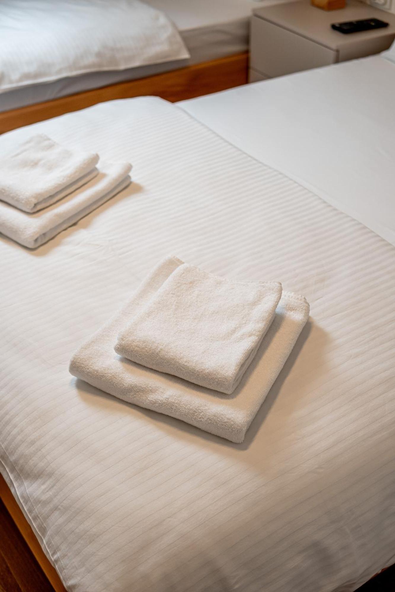 Aparthotel Rajska Jahorina Exteriör bild
